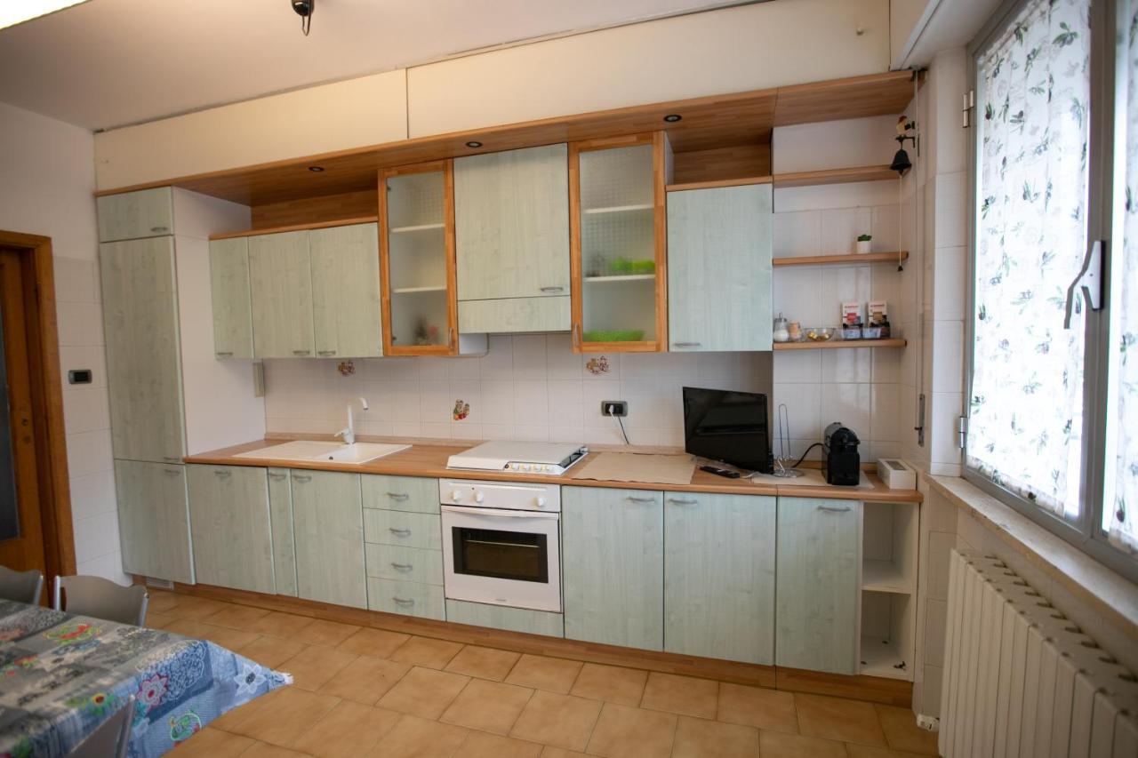 Mirea'S Rooms Ascoli Piceno Exterior foto