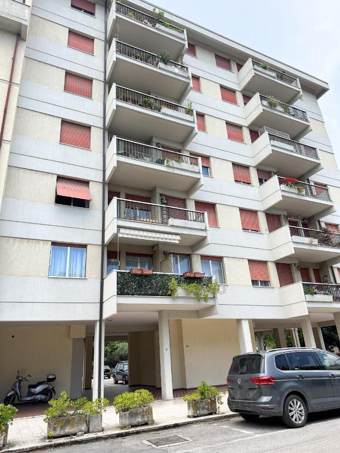 Mirea'S Rooms Ascoli Piceno Exterior foto